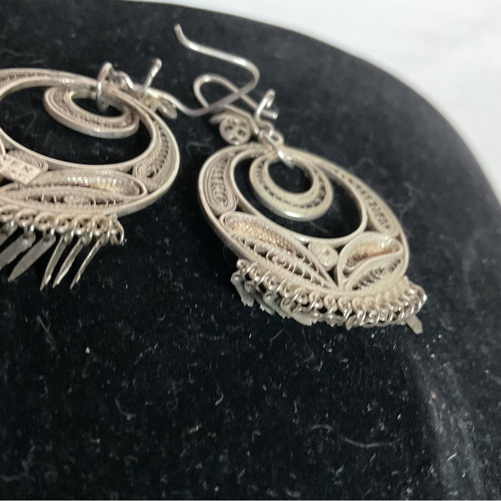 Vintage Silver Concentric  Filigree Hoop Earrings with Tassels - Picture 4 of 8